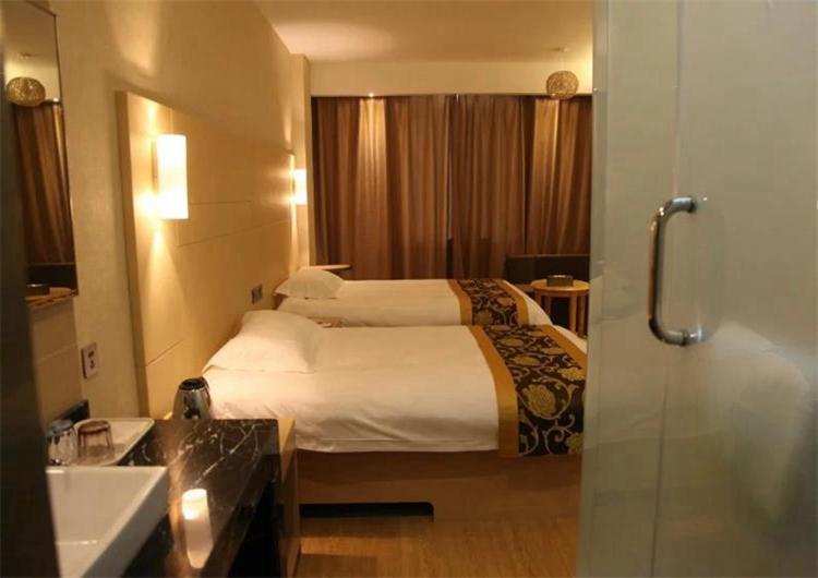 Thank Inn Plus Hotel Shandong Qingdao Development Zone Shandong University Of Science And Technology Qianwan Екстериор снимка